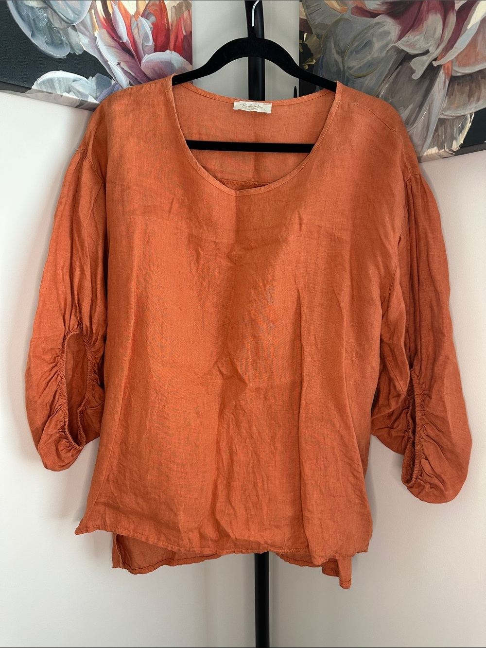 Bella Umbra (or Bellambra) 100% linen high-low tunic blouse in clay/terracotta